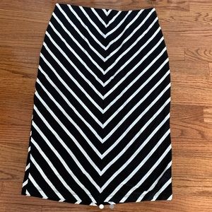 mossimo v striped maxi skirt